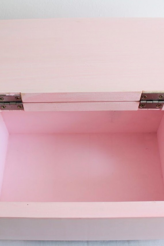 Rózsaszín kézműves ládikó - 2 ajándékkal